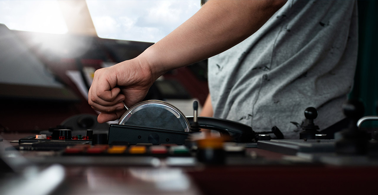 Slow-steaming fuel consumption